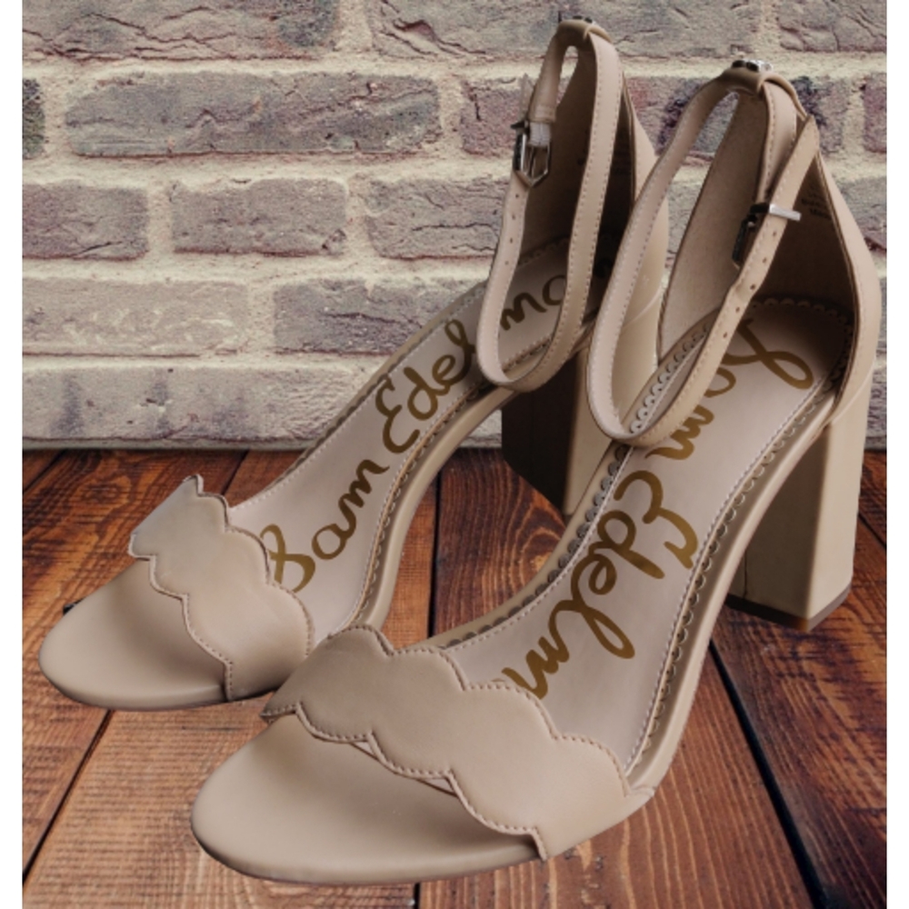 Sam Edelman Odila Scalloped Heels - 8.5W